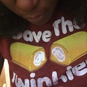 Meet your Posher, Niece